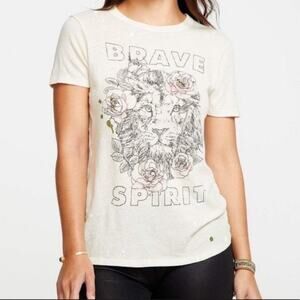 Chaser Size Medium Brave Spirit Lion and Roses Graphic Short Sleeve Tee-NWOT